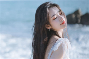 上海品茶网：Shanghai Huangpu River Cruise： A Romantic Journey in the Night